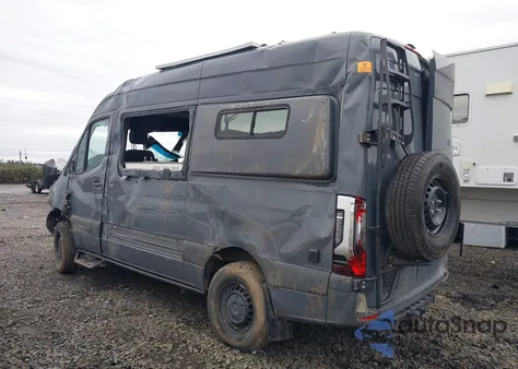 2020 Mercedes-Benz Sprinter 2500 Standard Roof V6 z USA, uszkodzony, nr VIN W1W4EBVY6LT024078